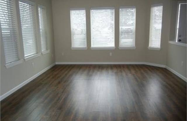 3 Bedroom 2.5 Bath in Tumwater Gallery 2