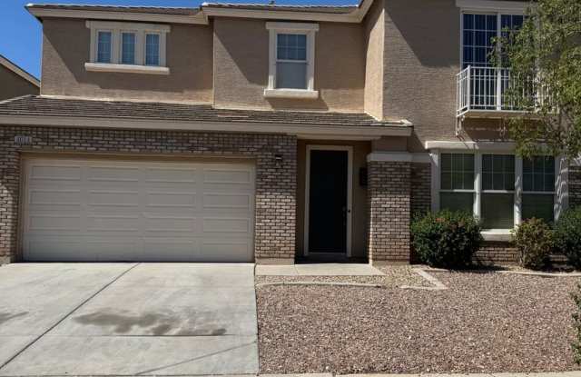 LARGE 5 BEDROOM HOME IN LAVEEN - 4014 West Saint Anne Avenue, Phoenix, AZ 85041