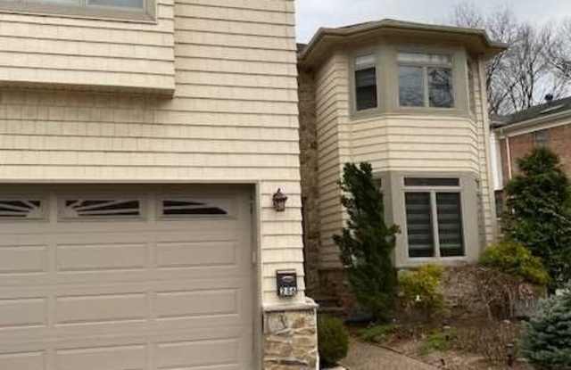 286 Tenafly Road Gallery 2