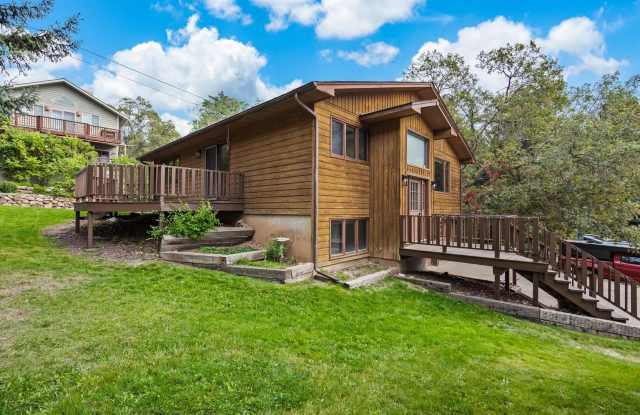 Spacious 4-Bedroom, 3-Bathroom Home in Glenwood Springs Gallery 4