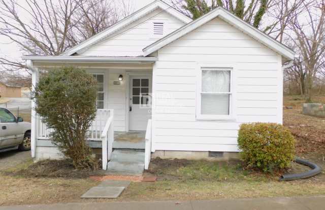 3BR/1BA in High Point - 1213 R C Baldwin Avenue, High Point, NC 27260 3BR/1BA in High Point - 1213 R C Baldwin Avenue, High Point, NC 27260