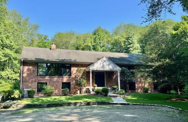 326 Ponus Ridge photos photos