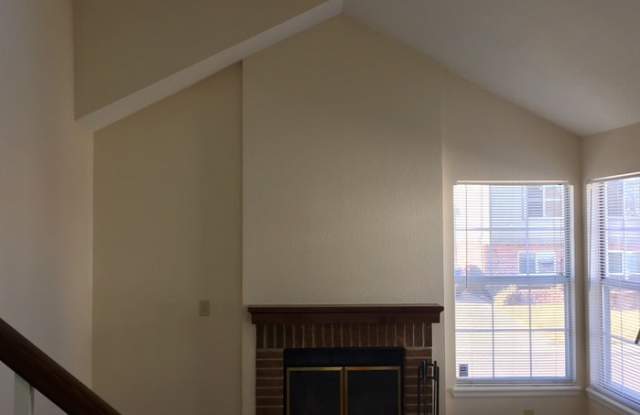 9194 Hickory Circle Gallery 2
