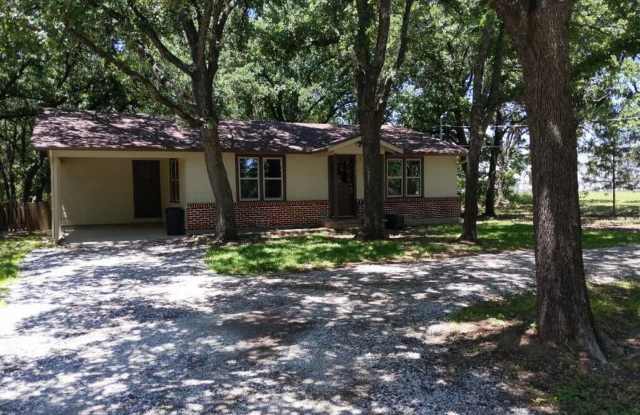 1541 Ranger Hwy. photos photos