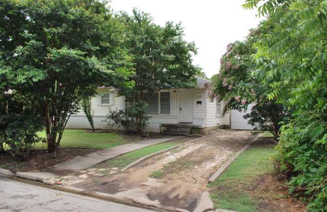 1419 Broadway St. - 1419 Broadway Street, Denton, TX 76201