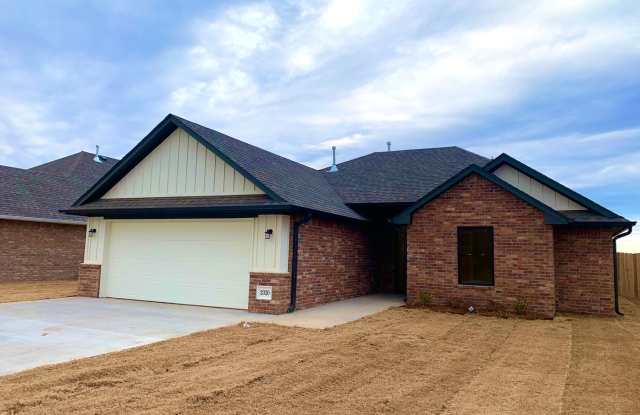 2020 N. Grandview Gallery 1