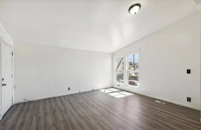 Charming Laurel District Apartment with Modern Updates  Utilities Paid! photos photos