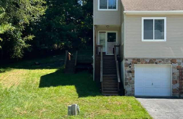 Welcome to 319 Lynley Lane! photos photos