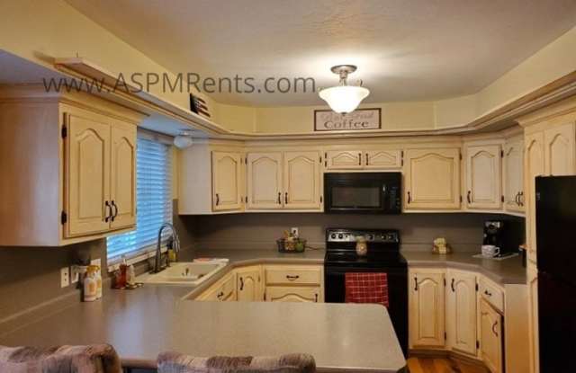 8121 S Partridge Run Way Gallery 2
