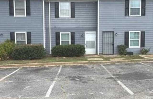 2635 Evans Mill Drive Gallery 1