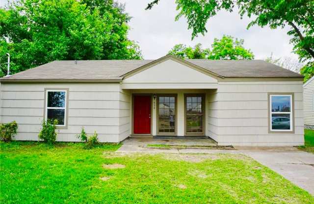 414 E 1st Street - 414 East 1st Street, Deer Park, TX 77536