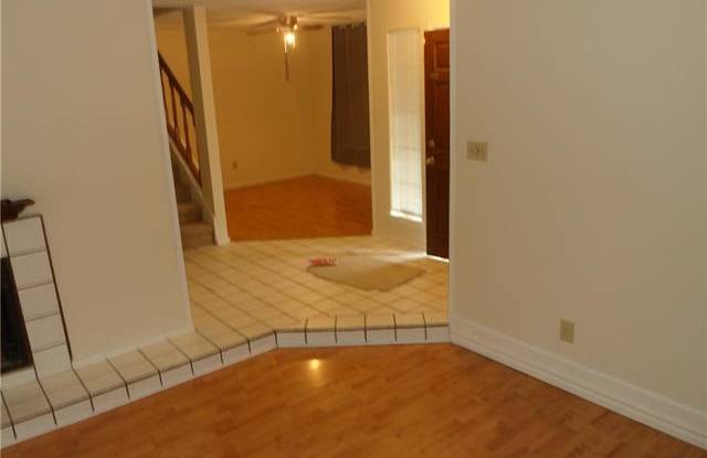 1652 Kingspoint Drive Gallery 4