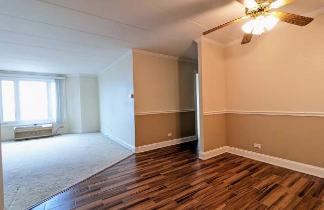 1 Renaissance Place #911 - 1 Gallery 2