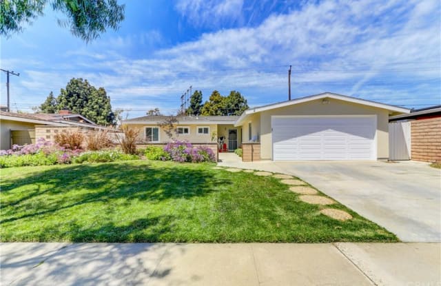 3297 Iowa Street - 3297 Iowa Street, Costa Mesa, CA 92626
