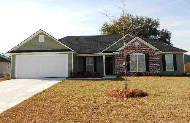 Modern 4-Bedroom Home with Stylish Finishes in Valdosta photos photos