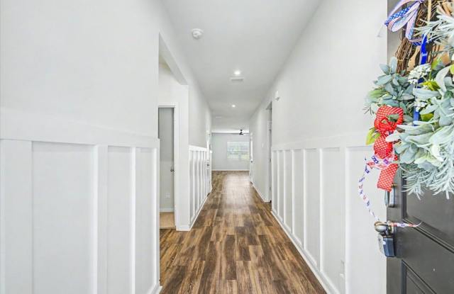 4 Bed/3 Bath in Heartwood! Gallery 4