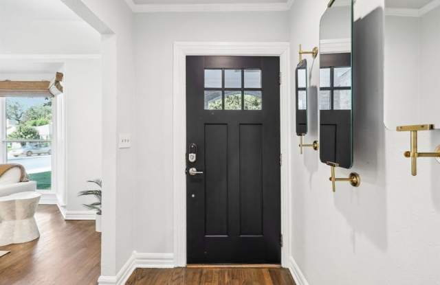 6102 Revere Place Gallery 3