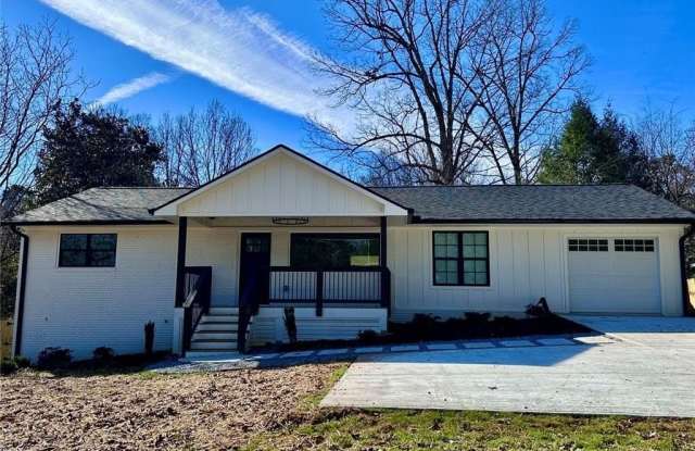 5140 Tilly Mill Road photos photos