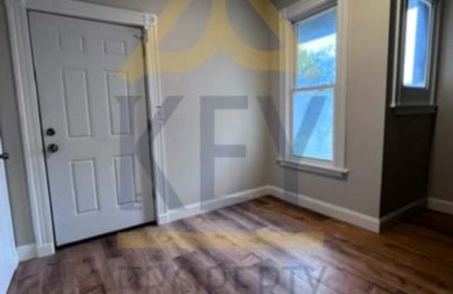 1016 Lake Avenue - 2 Gallery 2