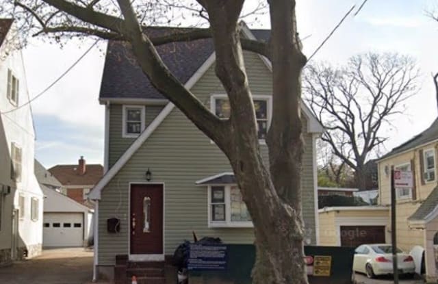 143-44 84th Drive Gallery 2