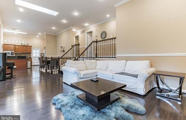6507 OLD CHESTERBROOK ROAD Gallery 3