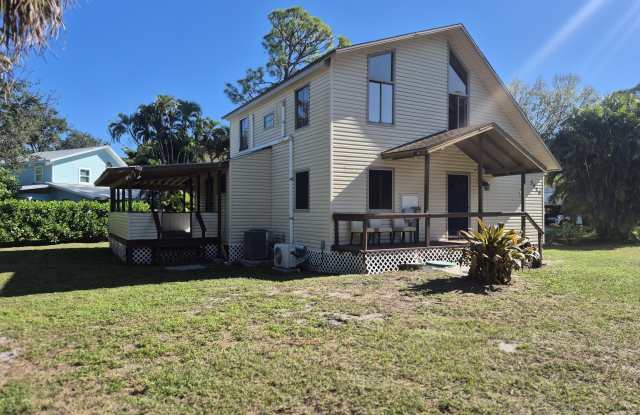 5516 Spruce Drive photos photos