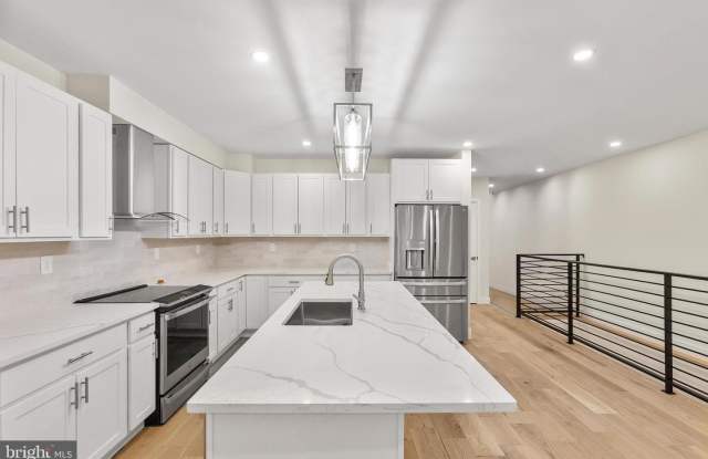 5404 4TH ST NW #1 Gallery 3