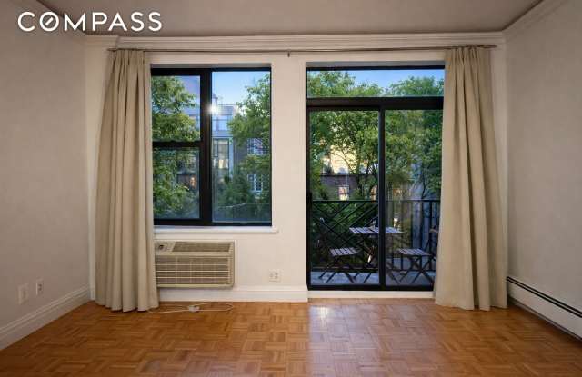 99 Kingsland Avenue photos photos