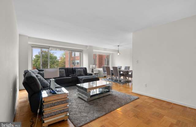 4301 MASSACHUSETTS Avenue NW unit: 7002 - 4301 Massachusetts Avenue Northwest, Washington, DC 20016