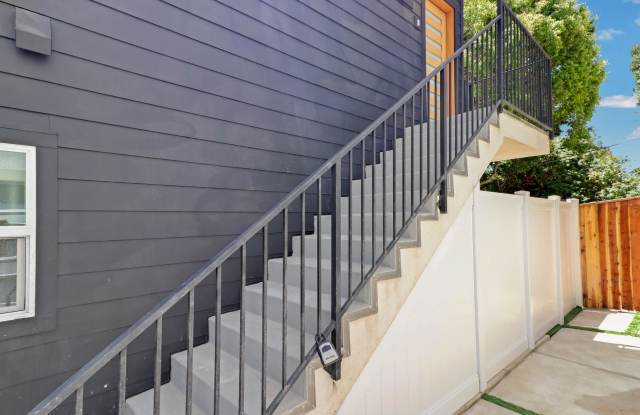 644 Pier Ave photos photos