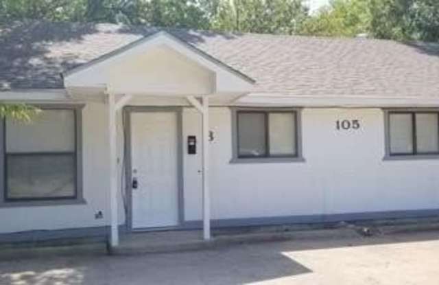 105 E Tyler Street - 105 East Tyler Street, Ennis, TX 75119