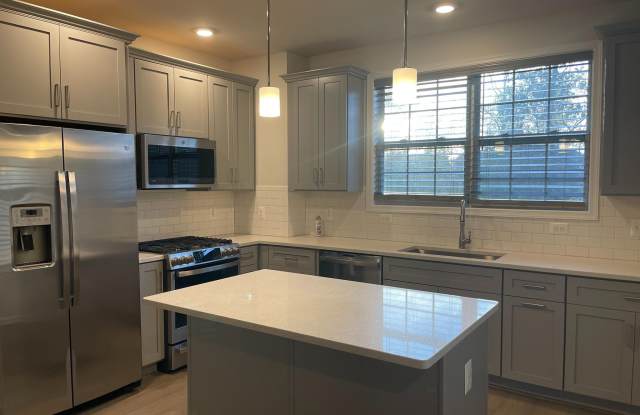 23255 MILLTOWN KNOLL Square photos photos