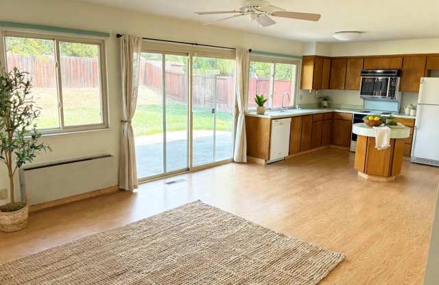 Comfortable Single-Story Home in Established Livermore Neighborhood Gallery 4
