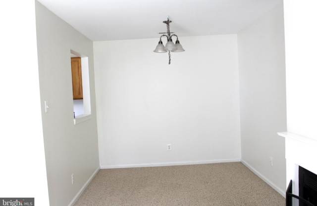 637 COVINGTON COURT Gallery 4