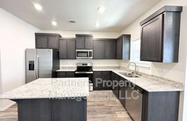 1079 South Benchmark Lane - 2 Gallery 3