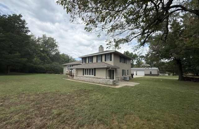 19637 County Road 1546 Gallery 1