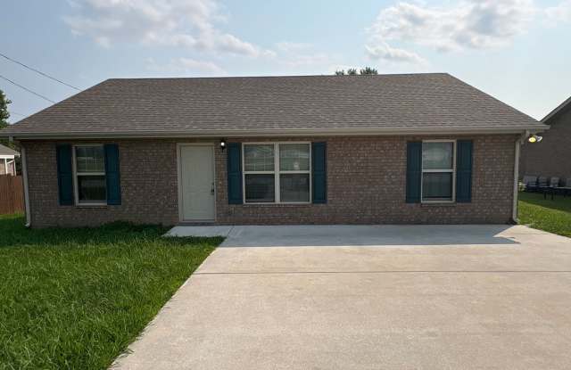 Cute 3 Bedroom Brick Home in Manchester! photos photos
