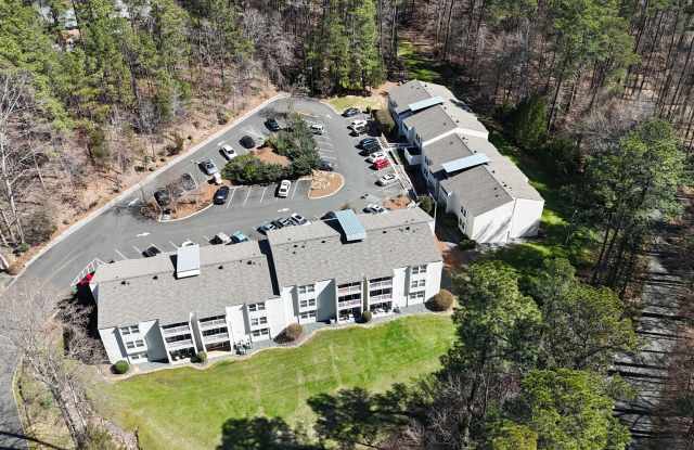 2-Bedroom, 1-Bathroom Apartment in Chapel Hill — $1,250/Month Gallery 3