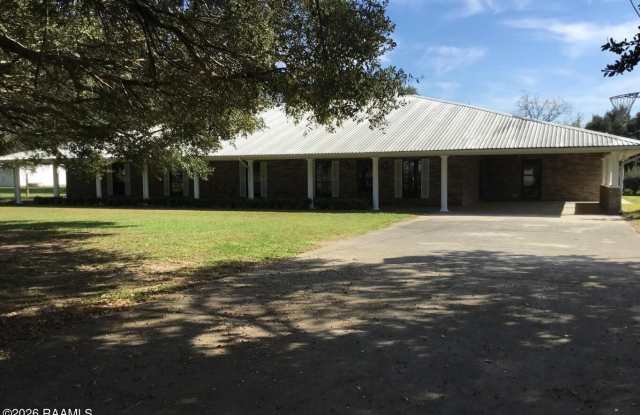 325 Yearling Road lot: 6 Gallery 1