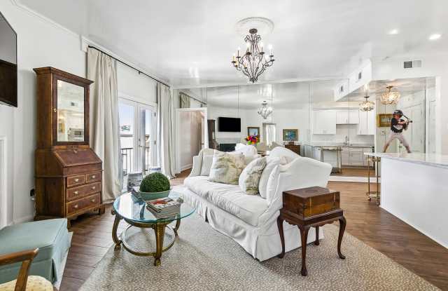 3801 Saint Charles Avenue Gallery 2