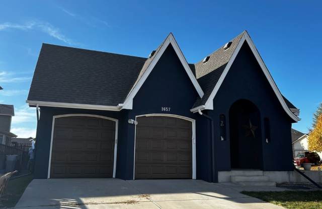 Charming 3BR House in Brighton Gallery 4
