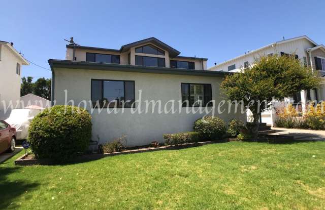 Two story home with newer central A/C in the Mar Vista Hills. Large kitchen, family room, and large backyard. photos photos