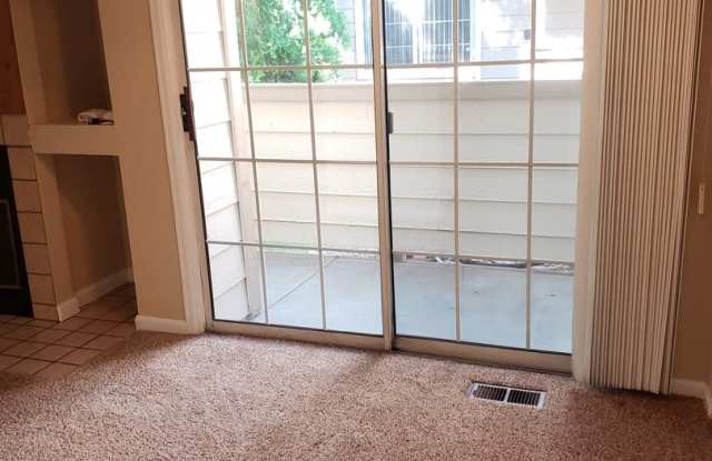 Powderhorn Condo- 6076 Gunbarrel Unit A Gallery 3