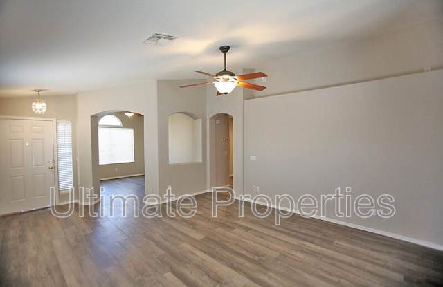 8023 W Melinda Ln Gallery 4