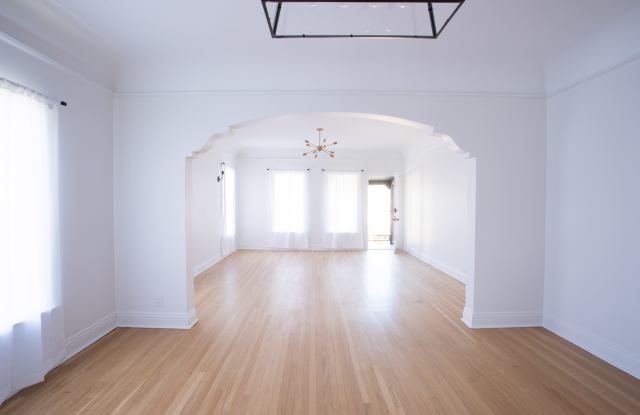 2001 1/2 2nd Avenue - 2001 1/2 2nd Avenue, Los Angeles, CA 90018