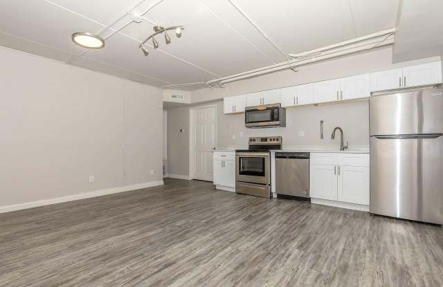 Midtown on 1st photos photos