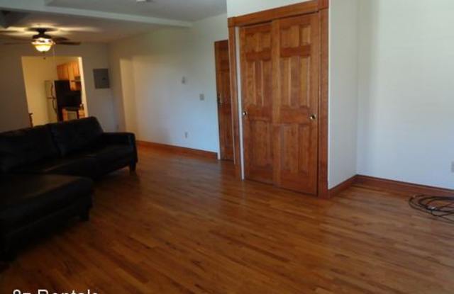 3249 W. Fairview Place #211 Gallery 4
