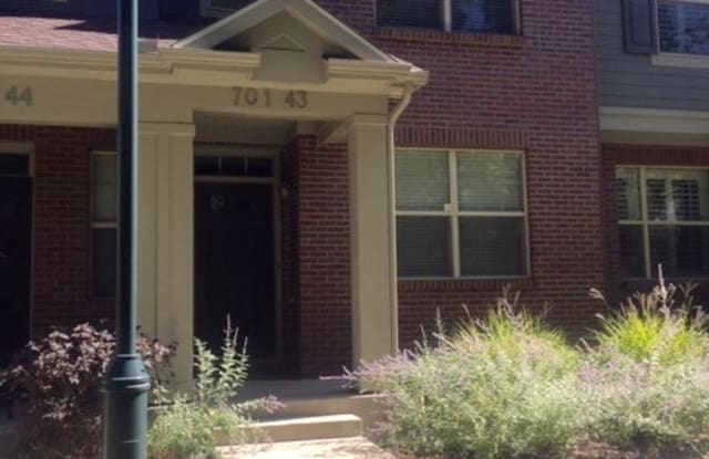 701 Roslyn St Unit 43 - 701 Roslyn St, Denver, CO 80230