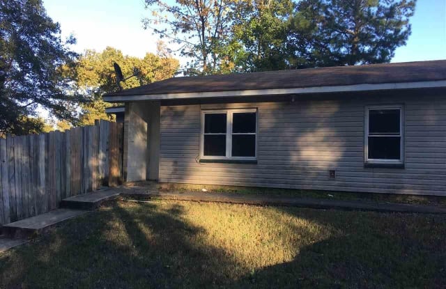 9 Pine Tree Apartment Rd - 9 Pinetree Apartment Road, Faulkner County, AR 72106
