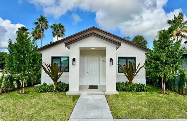20282 SW 122ND Court E photos photos